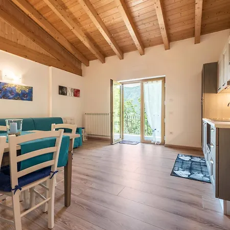 Apartamento Nonno Bigi Genziana Tremosine